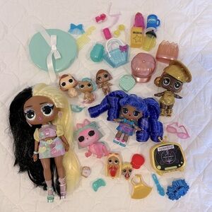 LOL Dolls lot of dolls and accessories